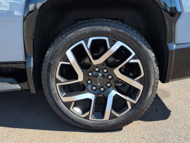 2025 Chevrolet Silverado EV Max Range RST