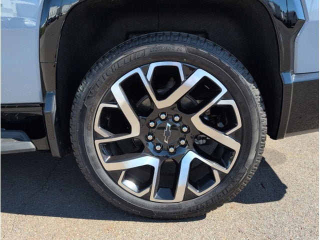 2025 Chevrolet Silverado EV Max Range RST