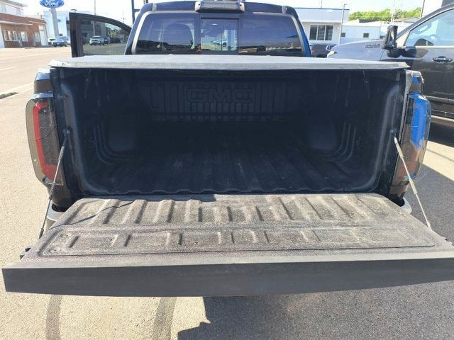 2022 GMC Canyon 4WD AT4 w/Cloth