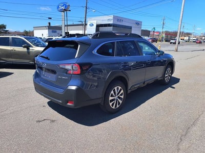 2025 Subaru Outback Premium