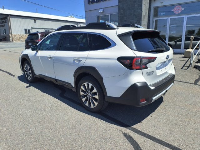 2024 Subaru Outback Touring XT