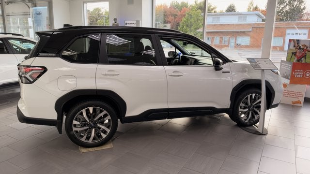 2026 Subaru FORESTER Touring Hybrid