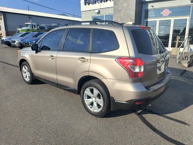 Used 2016 Subaru Forester i with VIN JF2SJABCXGH549348 for sale in Hazleton, PA