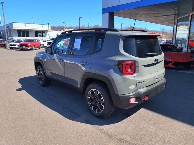 2023 Jeep Renegade Trailhawk